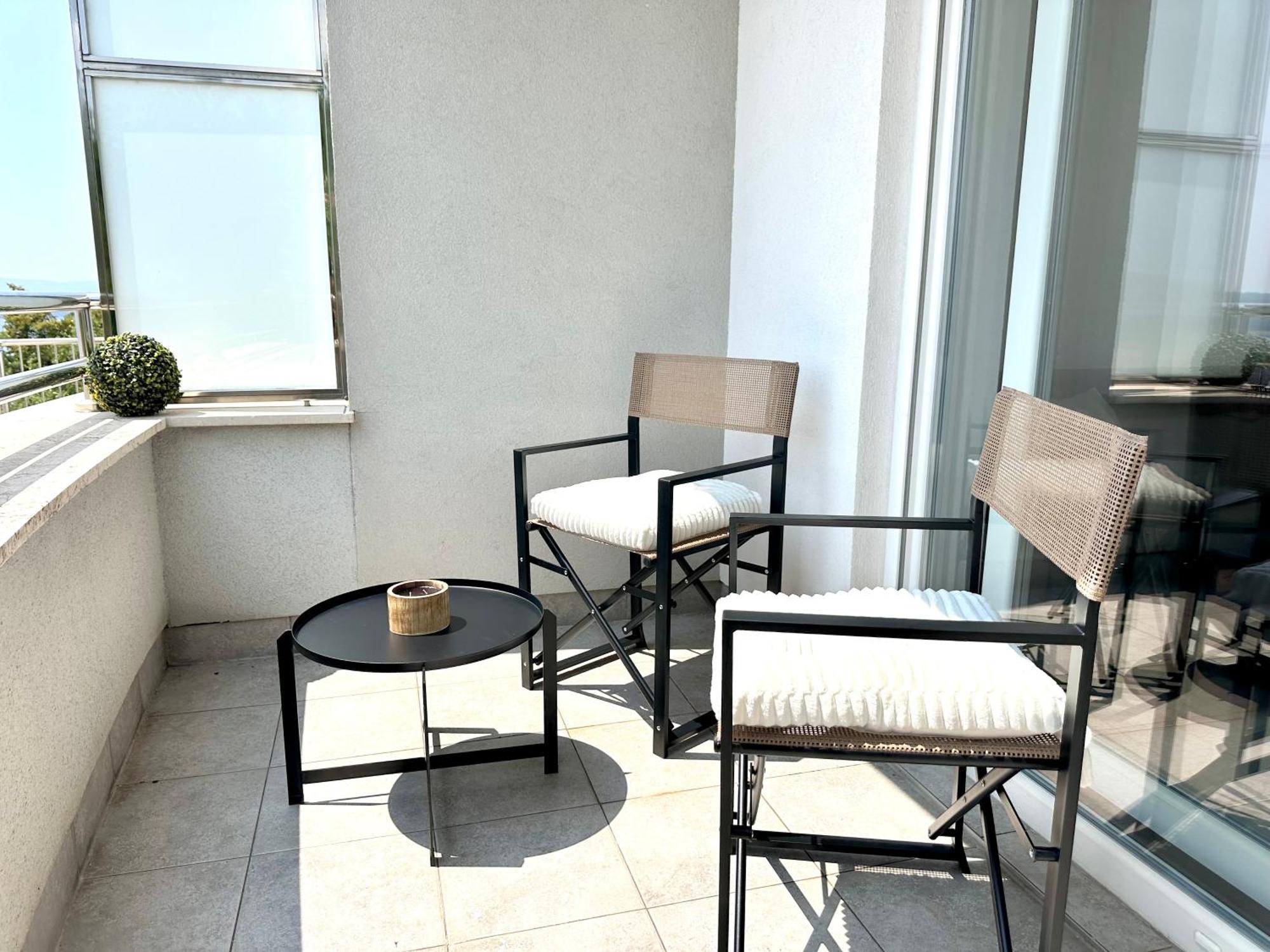 The View Apartment With Pool - Crikvenica Exterior foto