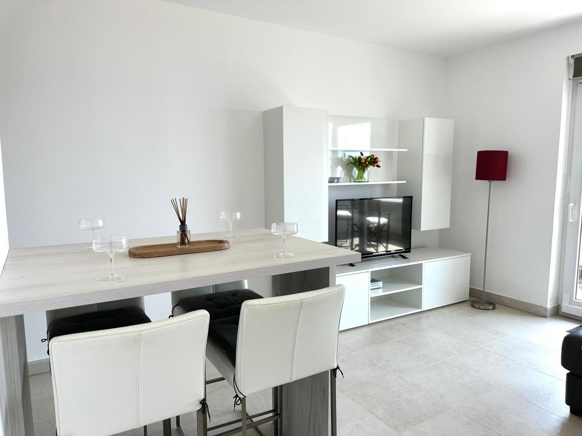 The View Apartment With Pool - Crikvenica Exterior foto